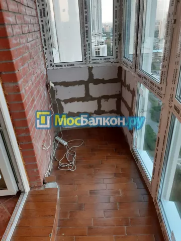 Панорамное остекление заказать под ключ по выгодной цене в Московском от компании МосБалкон