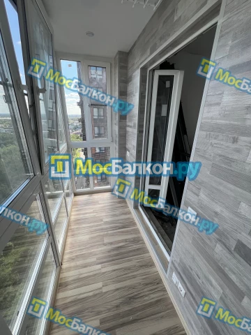 Панорамное остекление заказать под ключ по выгодной цене в Московском от компании МосБалкон