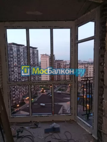 Панорамное остекление заказать под ключ по выгодной цене в Московском от компании МосБалкон
