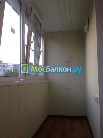 Отделка балкона и лоджии пластиковыми ПВХ панелями в Московском от компании МосБалкон