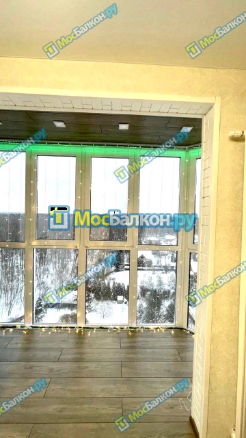 Панорамное остекление заказать под ключ по выгодной цене в Московском от компании МосБалкон