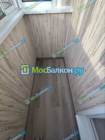Отделка балкона и лоджии пластиковыми ПВХ панелями в Московском от компании МосБалкон