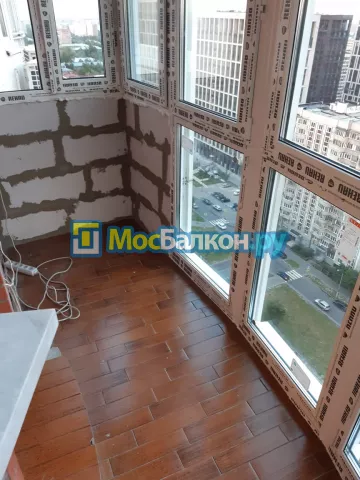 Панорамное остекление заказать под ключ по выгодной цене в Московском от компании МосБалкон