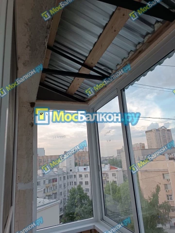 Крыша на балконе в Московском монтаж и ремонт по выгодной цене от МосБалкон