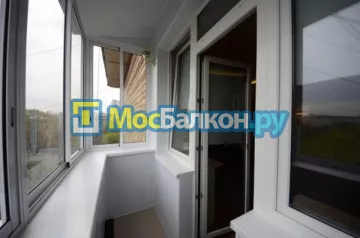 Остекление лоджий под ключ по выгодной цене в Московском – застеклить лоджию и балкон в МосБалкон